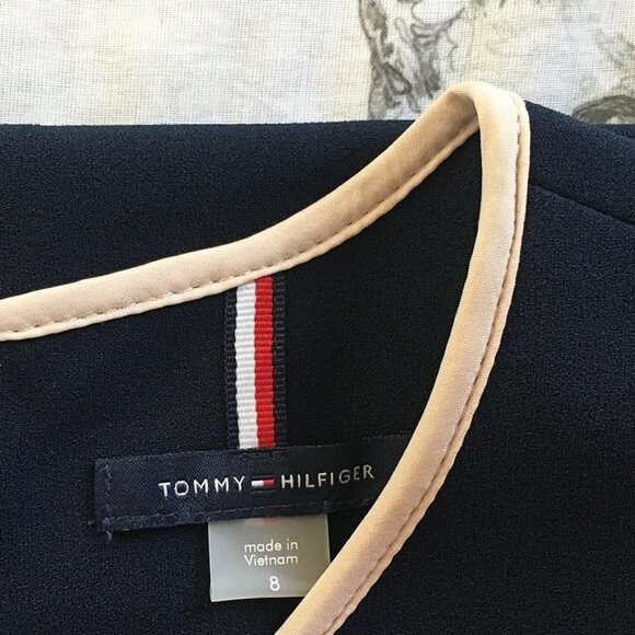 TOMMY HILFIGER Flutter Sleeve Dress - 8 - Picture 3 of 6
